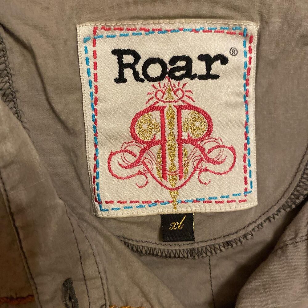 Roar grunge punk women’s button-down - Picture 4 of 8